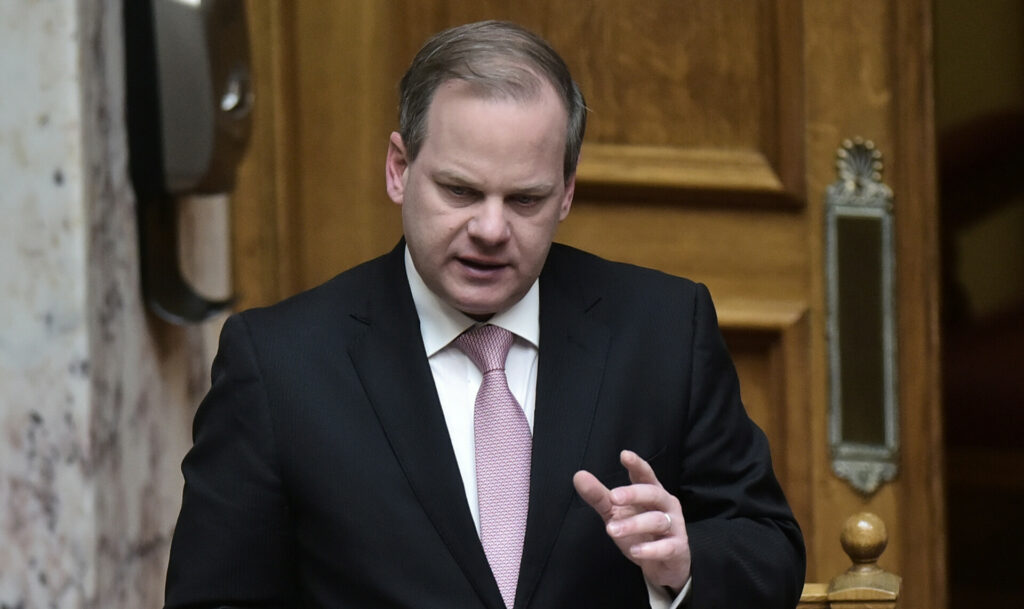 Καραμανλής: Αναμένεται να “τεθεί στη διάθεση της Δικαιοσύνης”
