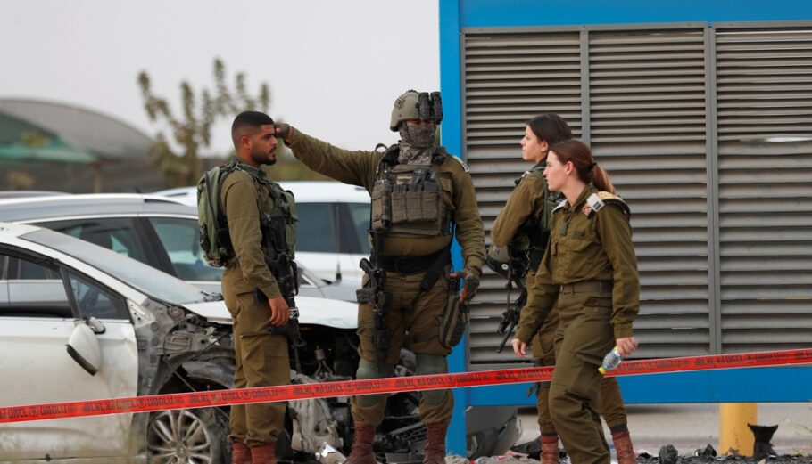 Μέση Ανατολή - Ισραηλινοί στρατιώτες @ EPA / ATEF SAFADI