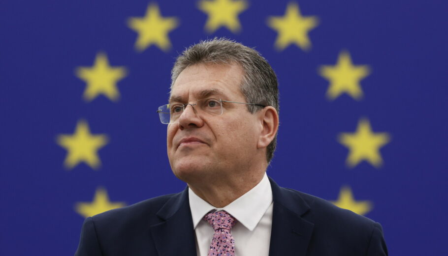 Ο Αντιπρόεδρος της Ευρωπαϊκής Επιτροπής για τις Διοργανικές Σχέσεις και την Διεύρυνση Προοπτικών, Μάρος Σέφτσοβιτς © EPA/JULIEN WARNAND
