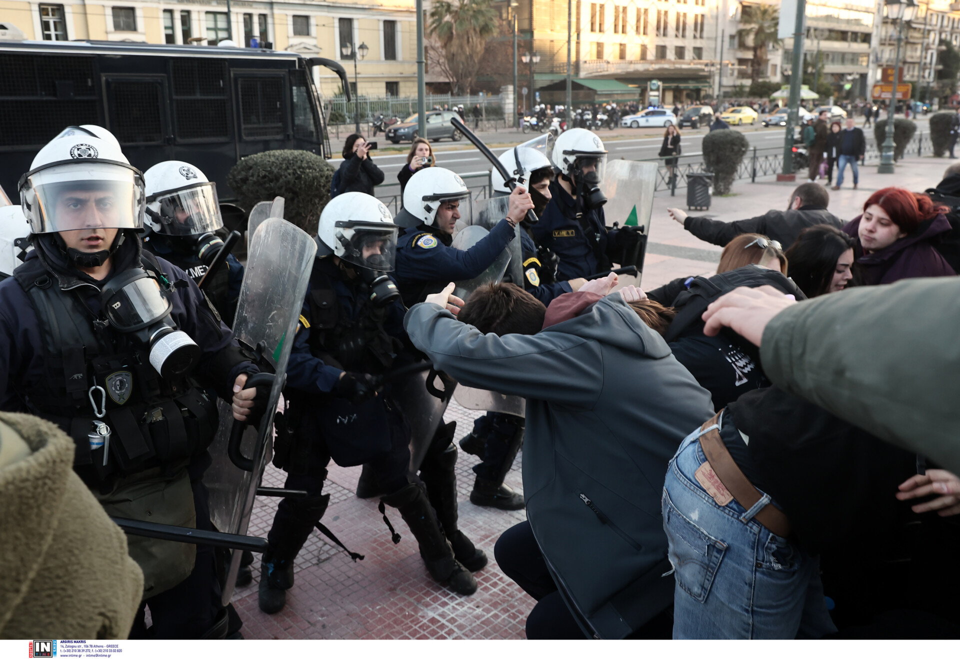 Μέγαρο Μουσικής: Επεισόδια μεταξύ αστυνομικών και εκπαιδευτικών