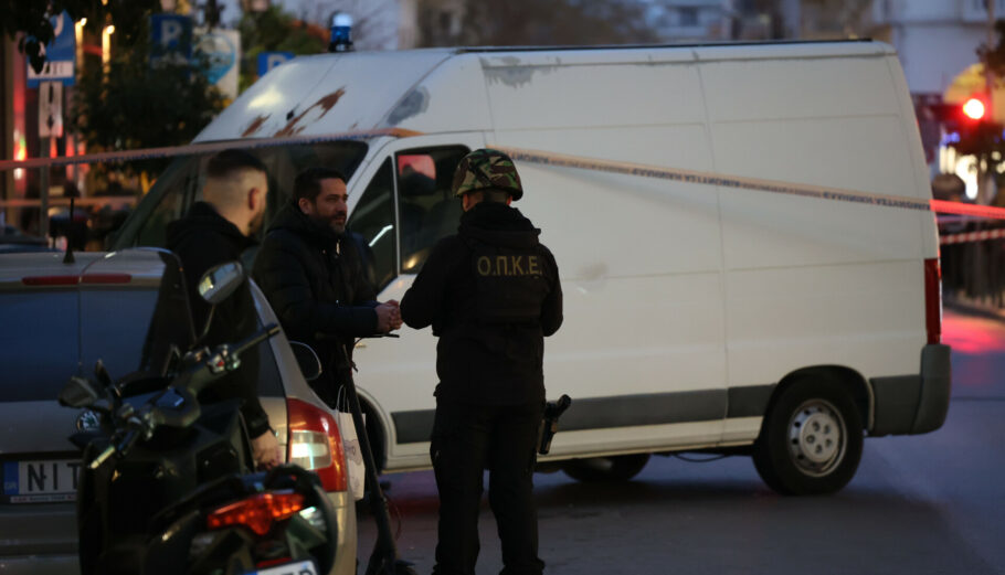 Κινητοποίηση της Αστυνομίας για ύποπτο αντικείμενο έξω από τo προξενείο της Ρωσίας στη Θεσσαλονίκη © intime.gr (ΑΒΡΑΜΙΔΗΣ ΑΛΕΞΑΝΔΡΟΣ)