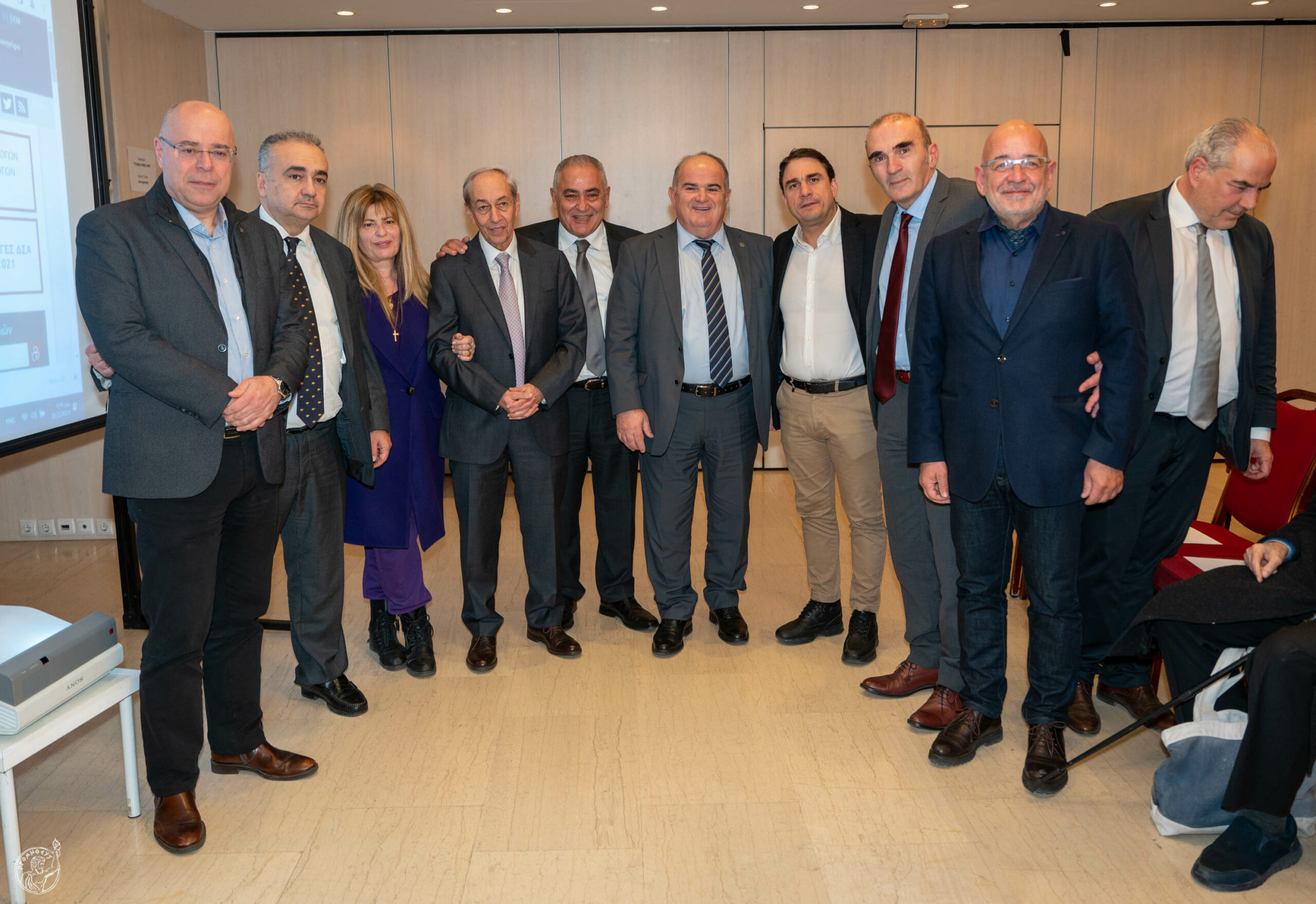Εκπρόσωποι των ΜμΕ στην ημερίδα «Αυξήσεις ασφαλιστικών εισφορών 2023 - Λύση ή Πρόβλημα;» © ΔΤ