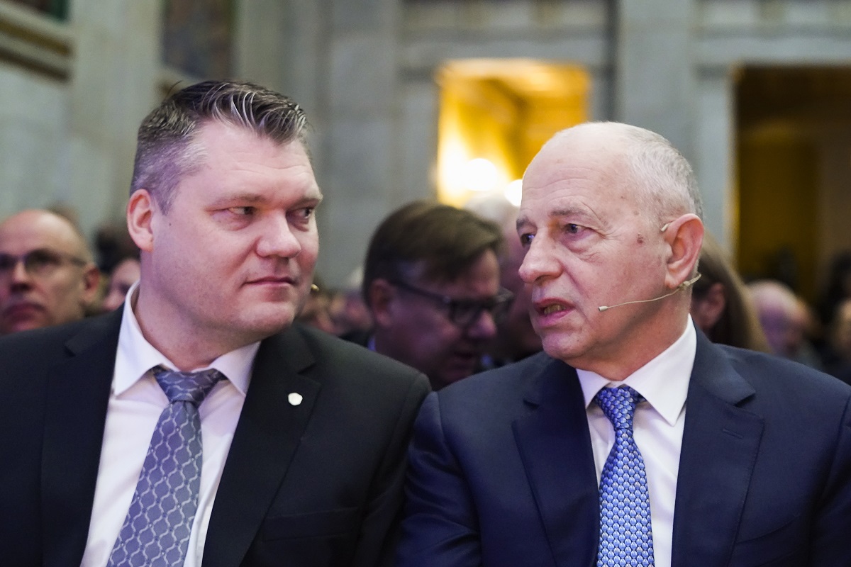 Μίκο Σάβολα (στα αριστερά) © EPA/Terje Pedersen NORWAY OUT