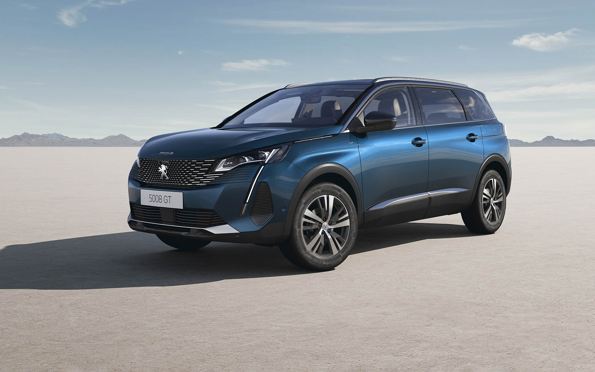 Νέα Peugeot 3008 και 5008 Hybrid