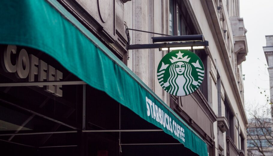 Starbucks © Pexels