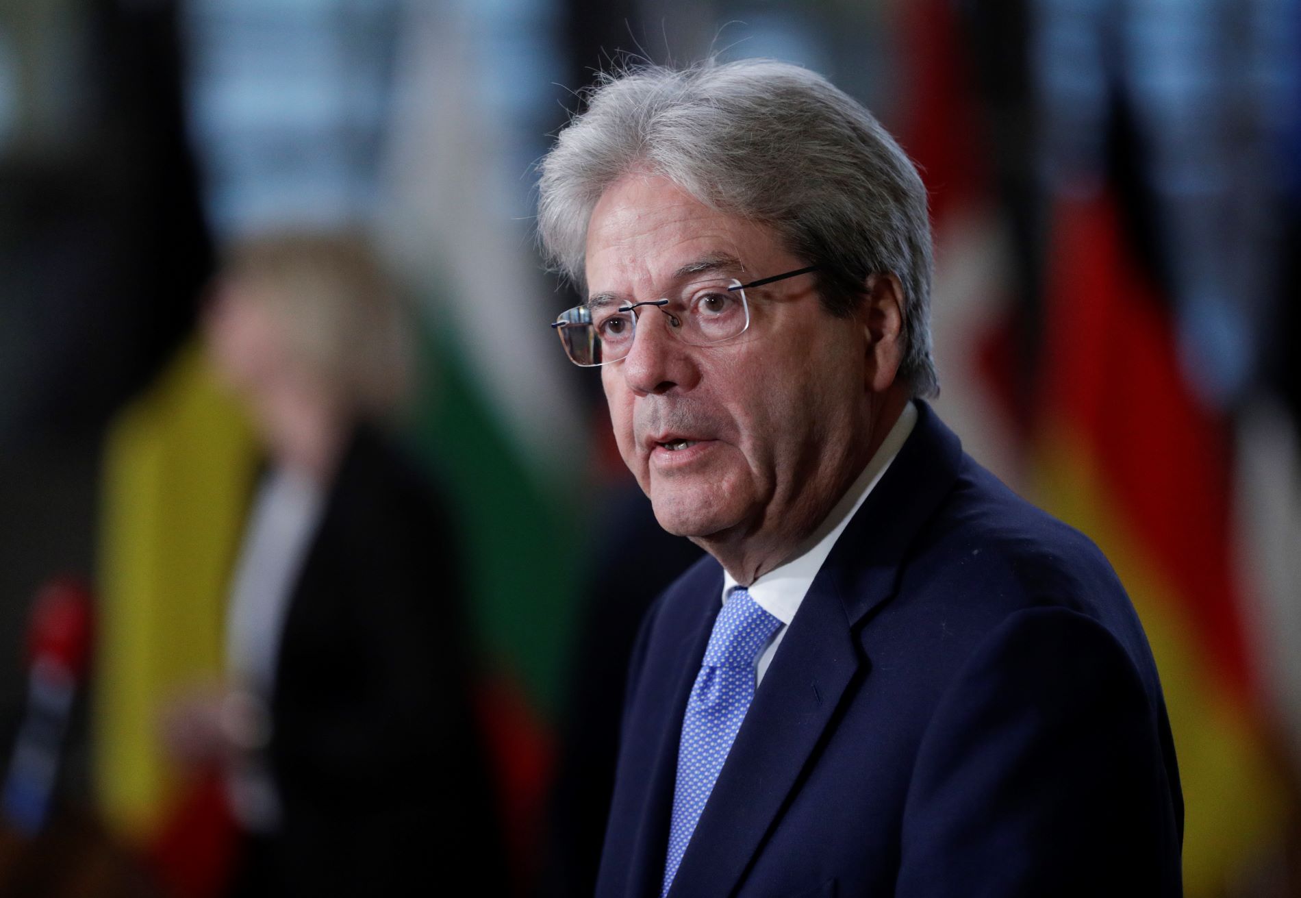 Τζεντιλόνι: Η ευρωζώνη θα πετύχει ανάπτυξη 0,8%