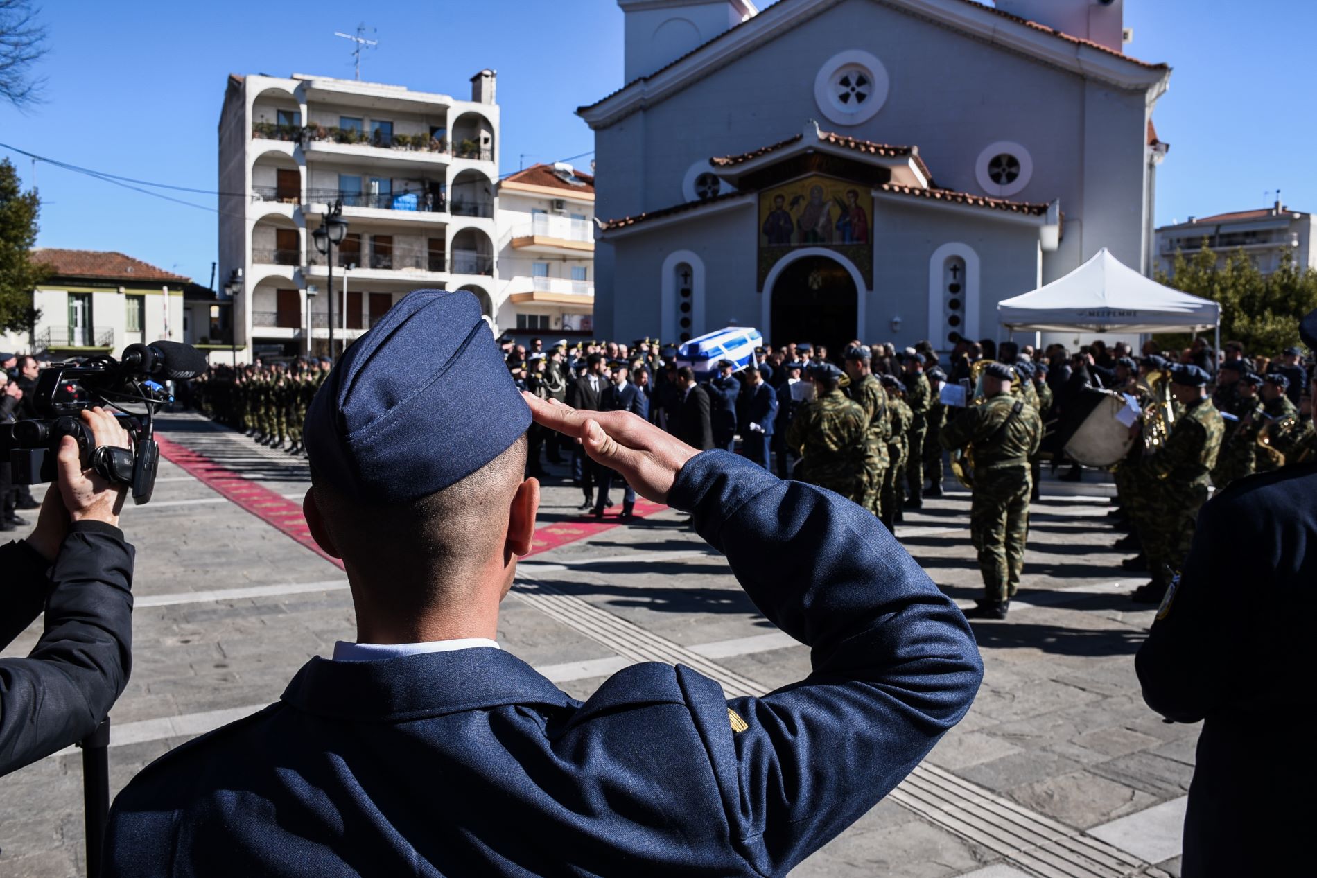 Στιγμιότυπο από την κηδεία του Μάριου - Μιχαήλ Τουρούτσικα ©Eurokinissi