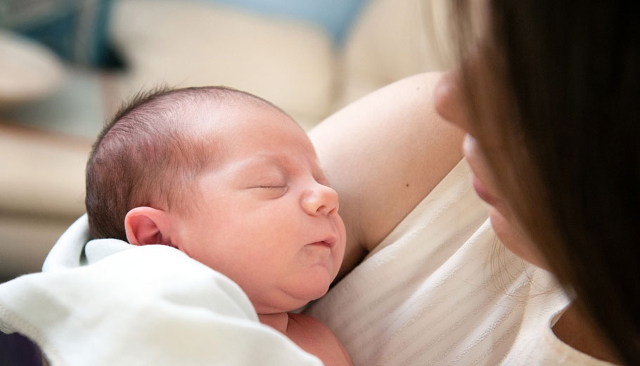 Επίδομα γέννας © PIxabay