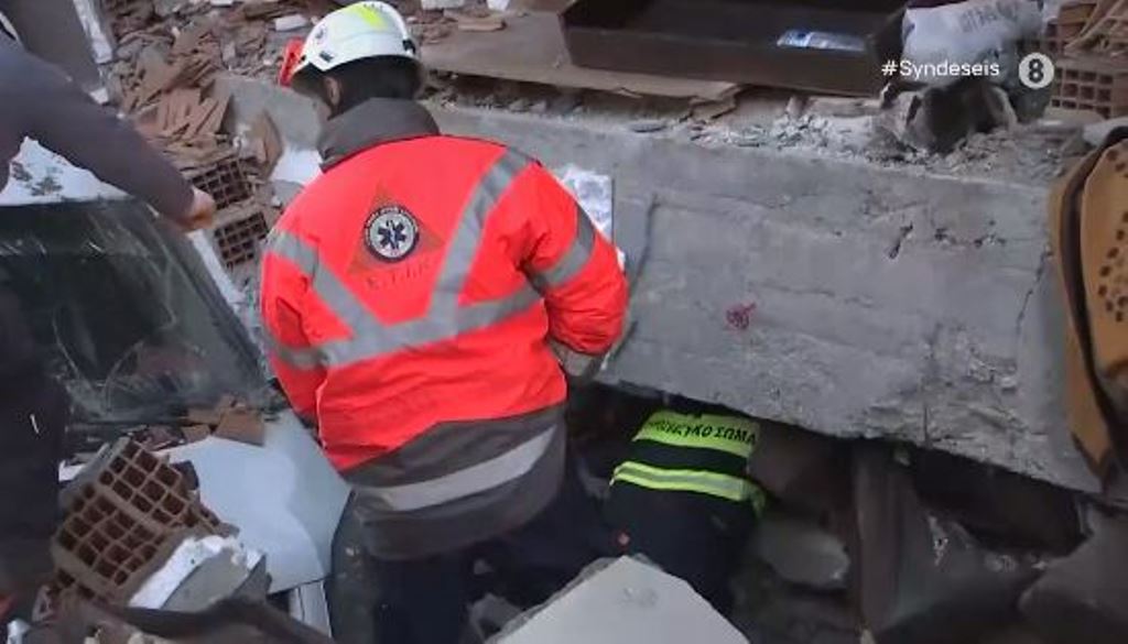 Τουρκία: 4 ζωντανούς ανέσυρε η ελληνική αποστολή