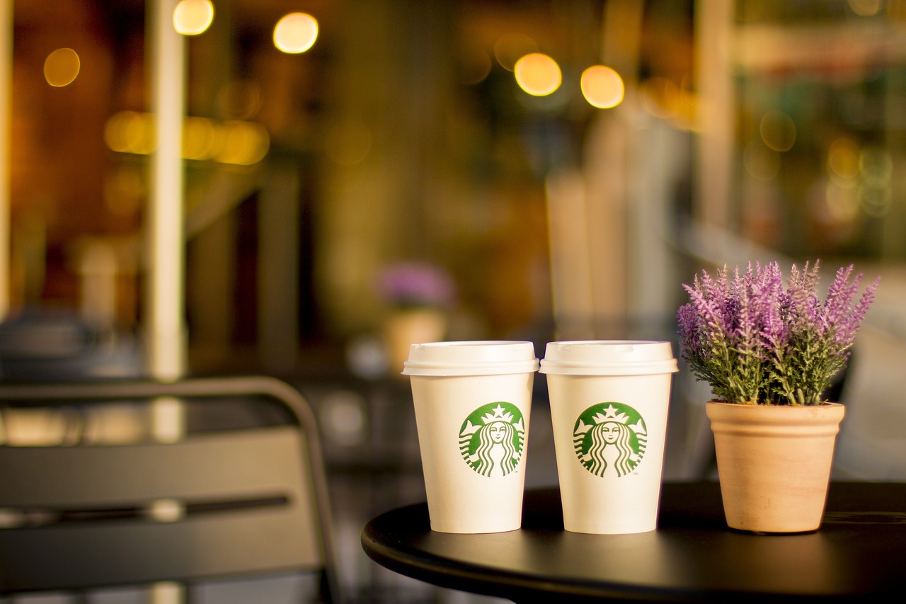 Starbucks © Pixabay