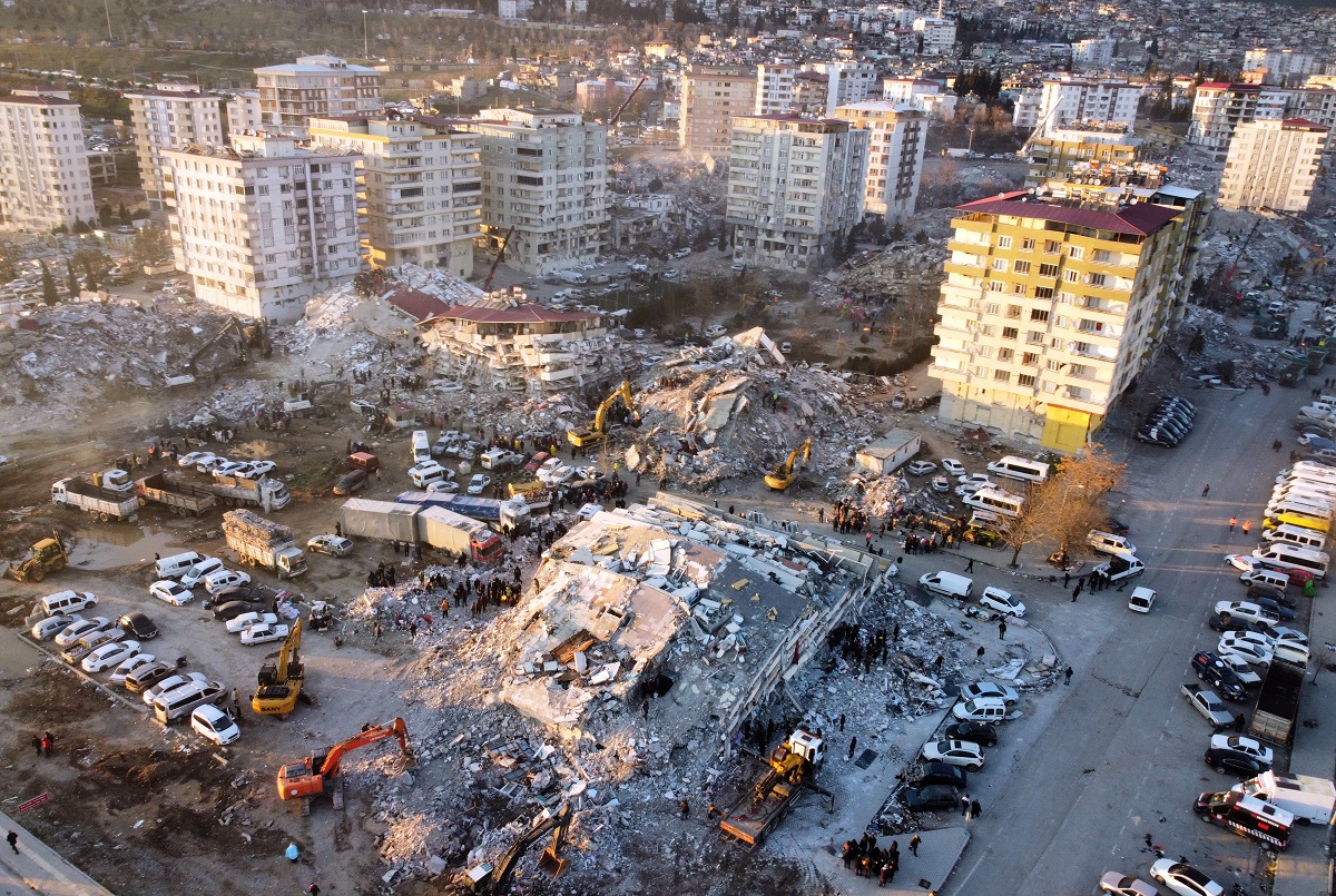 Σεισμός στην Τουρκία ©EPA/ABIR SULTAN
