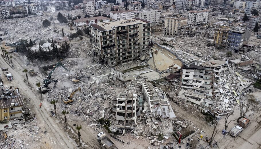 Σεισμός στην Τουρκία © EPA/ERDEM SAHIN