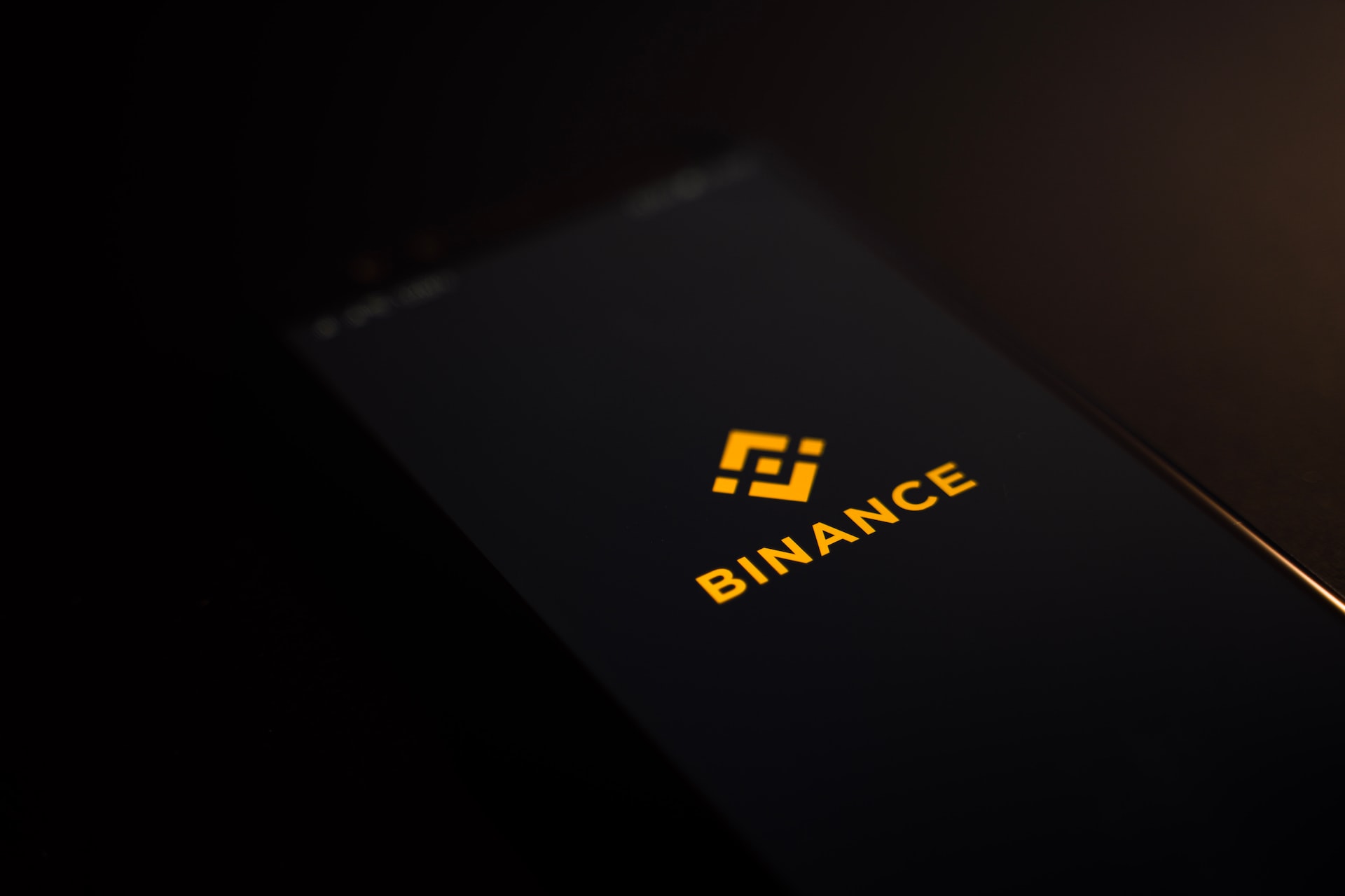 Binance © Unsplash