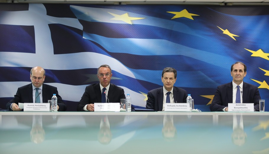 Τα 7 νέα μέτρα στήριξης για συνταξιούχους, αγρότες, οφειλέτες, δανειολήπτες