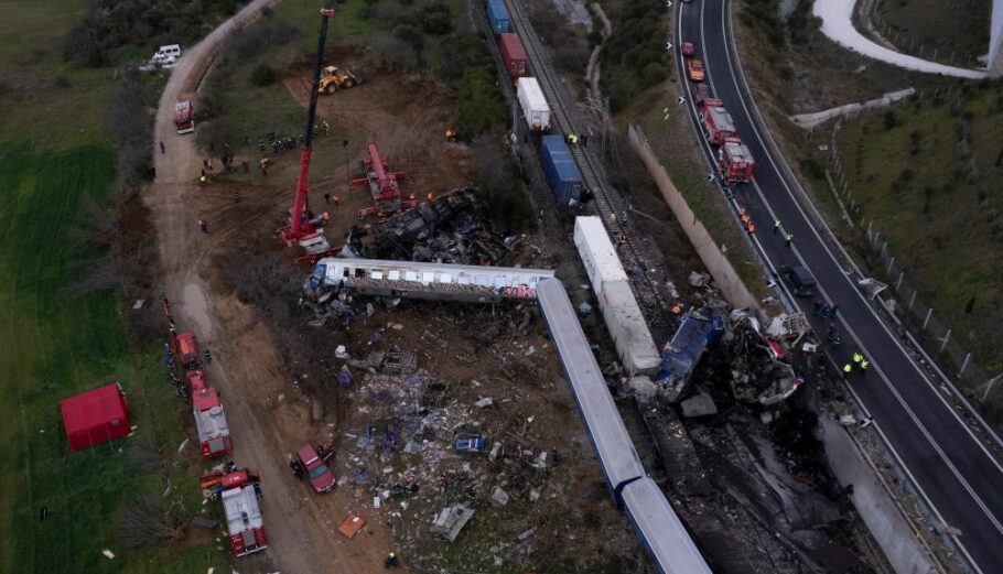 Πολύνεκρο τροχαίο δυστύχημα με σύγκρουση τρένων στα Τέμπη @ ΑΠΕ-ΜΠΕ / ΑΧΙΛΛΕΑΣ ΧΗΡΑΣ
