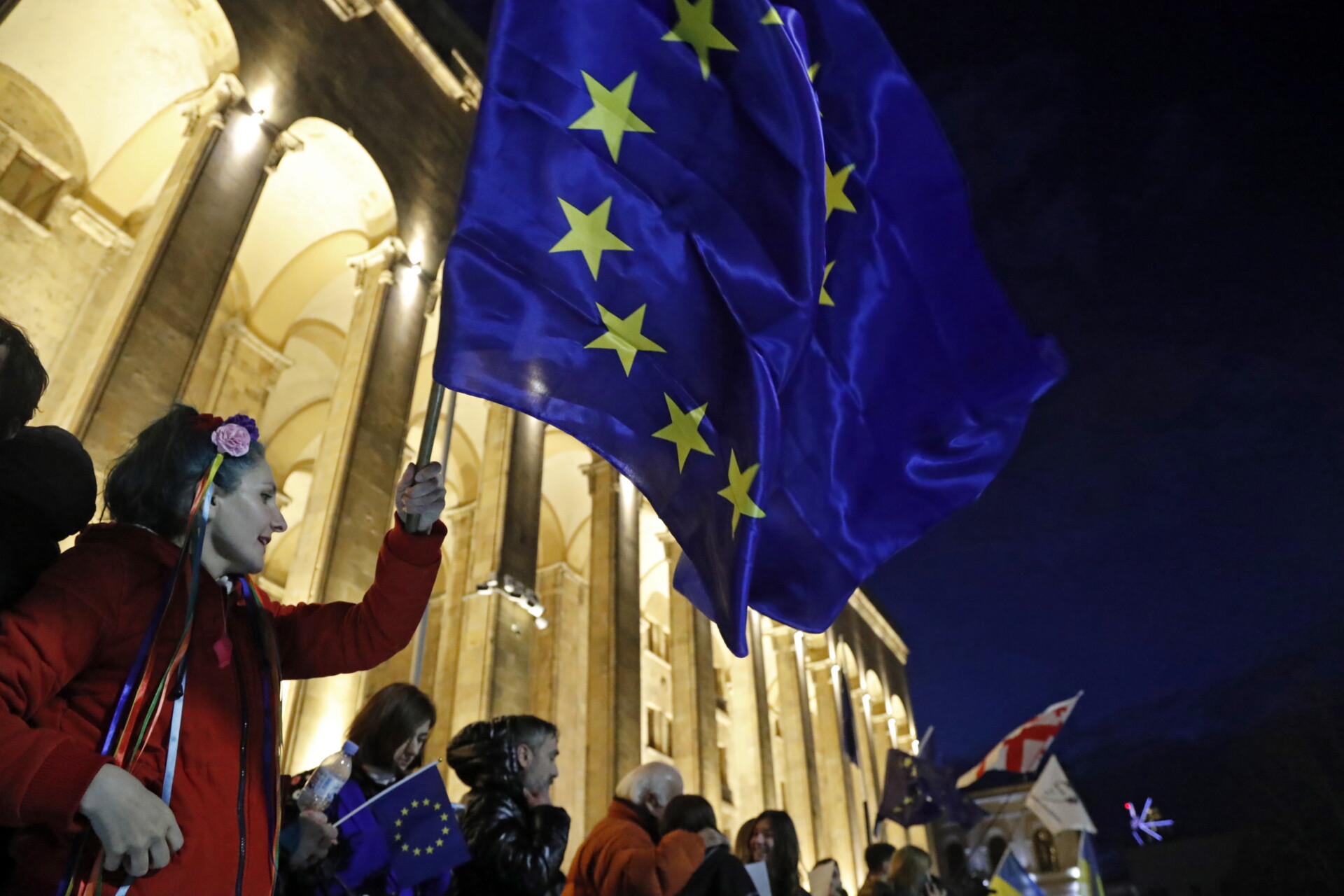 Γεωργία: Διαδηλώσεις γυναικών κατά του νόμου περί ξένων πρακτόρων