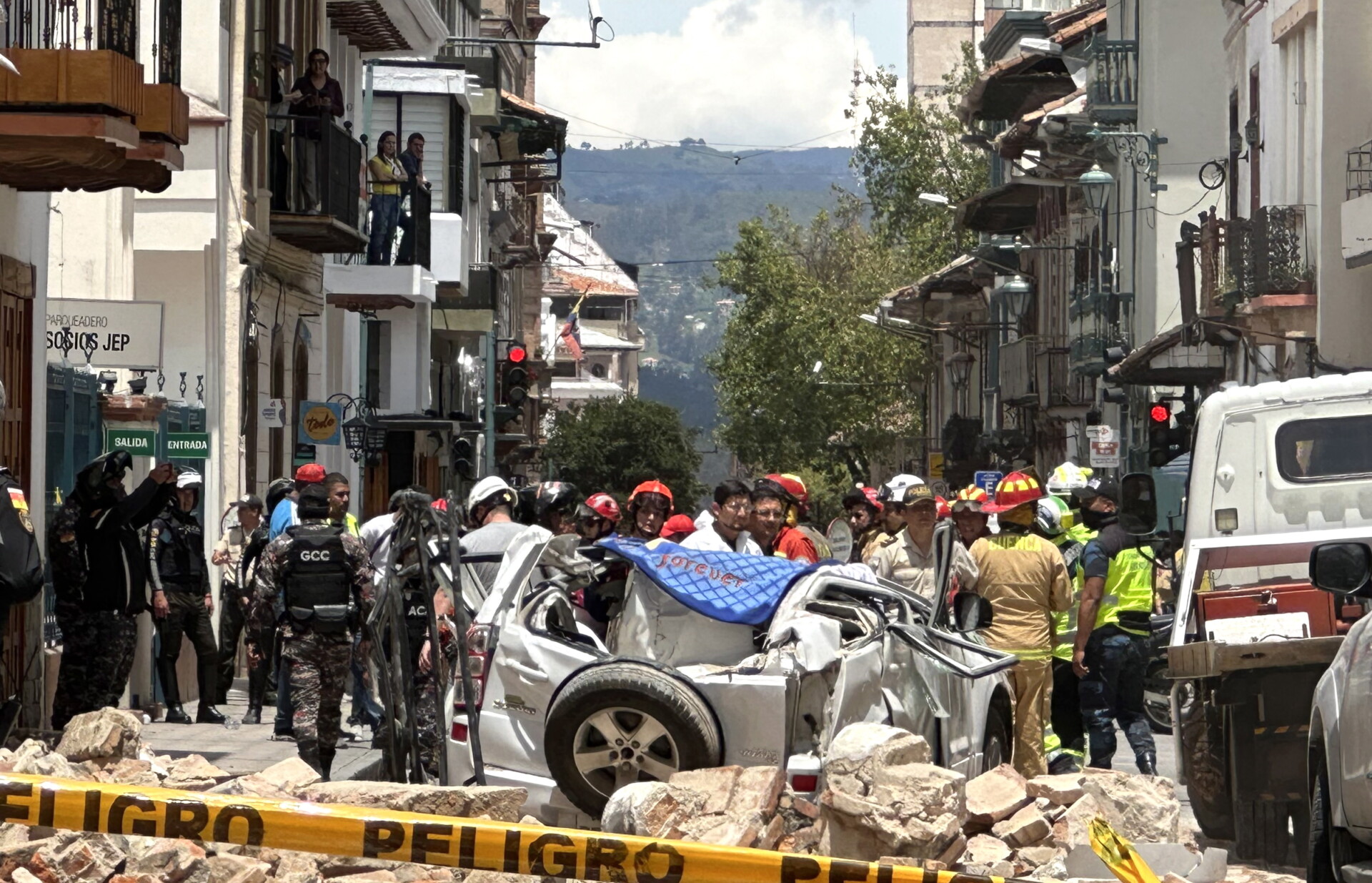 Σεισμός σε Ισημερινό και Περού © EPA/ROBERT PUGLLA