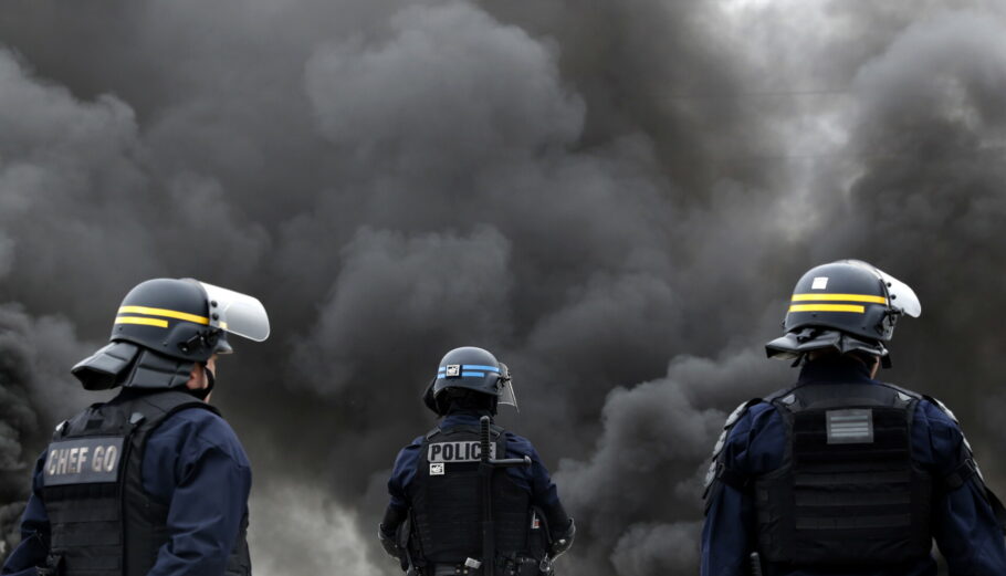Διαδηλώσεις στη Γαλλία © EPA/GUILLAUME HORCAJUELO