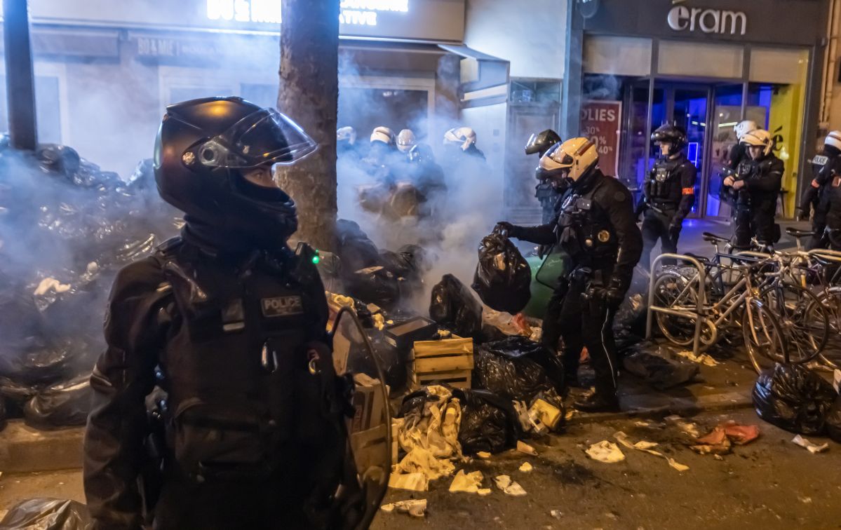 Γαλλία: Διαδηλώσεις και βίαια επεισόδια συγκλονίζουν τη χώρα