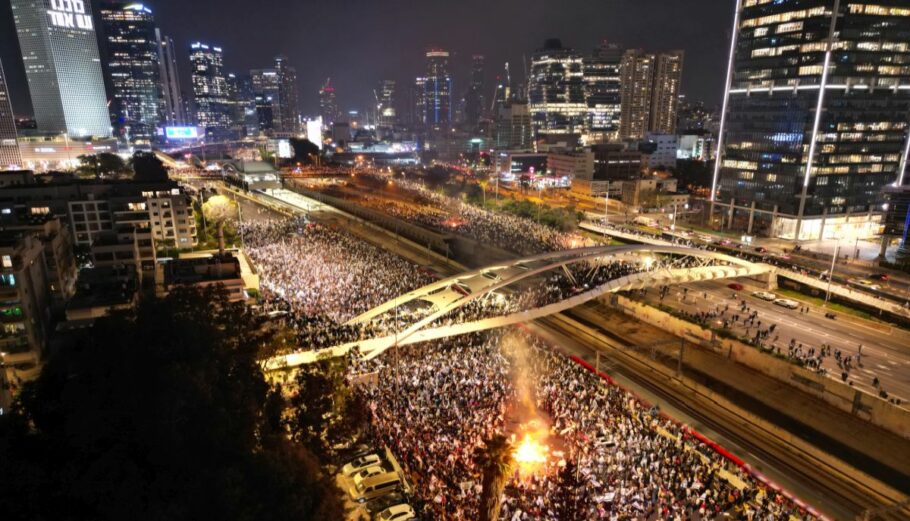 Μαζικές διαδηλώσεις στο Ισραήλ © EPA/Omri Kedem