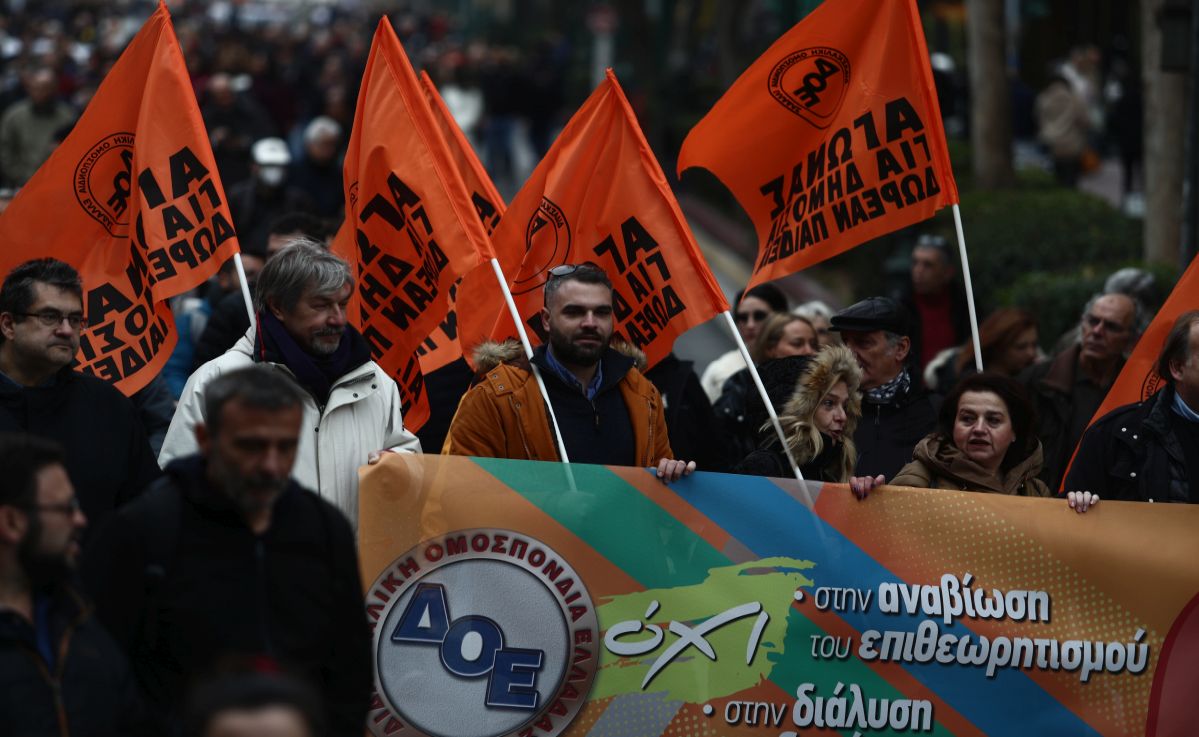 ΔΟΕ: Τρίωρες στάσεις εργασίας δασκάλων από 3 έως 28 Απριλίου