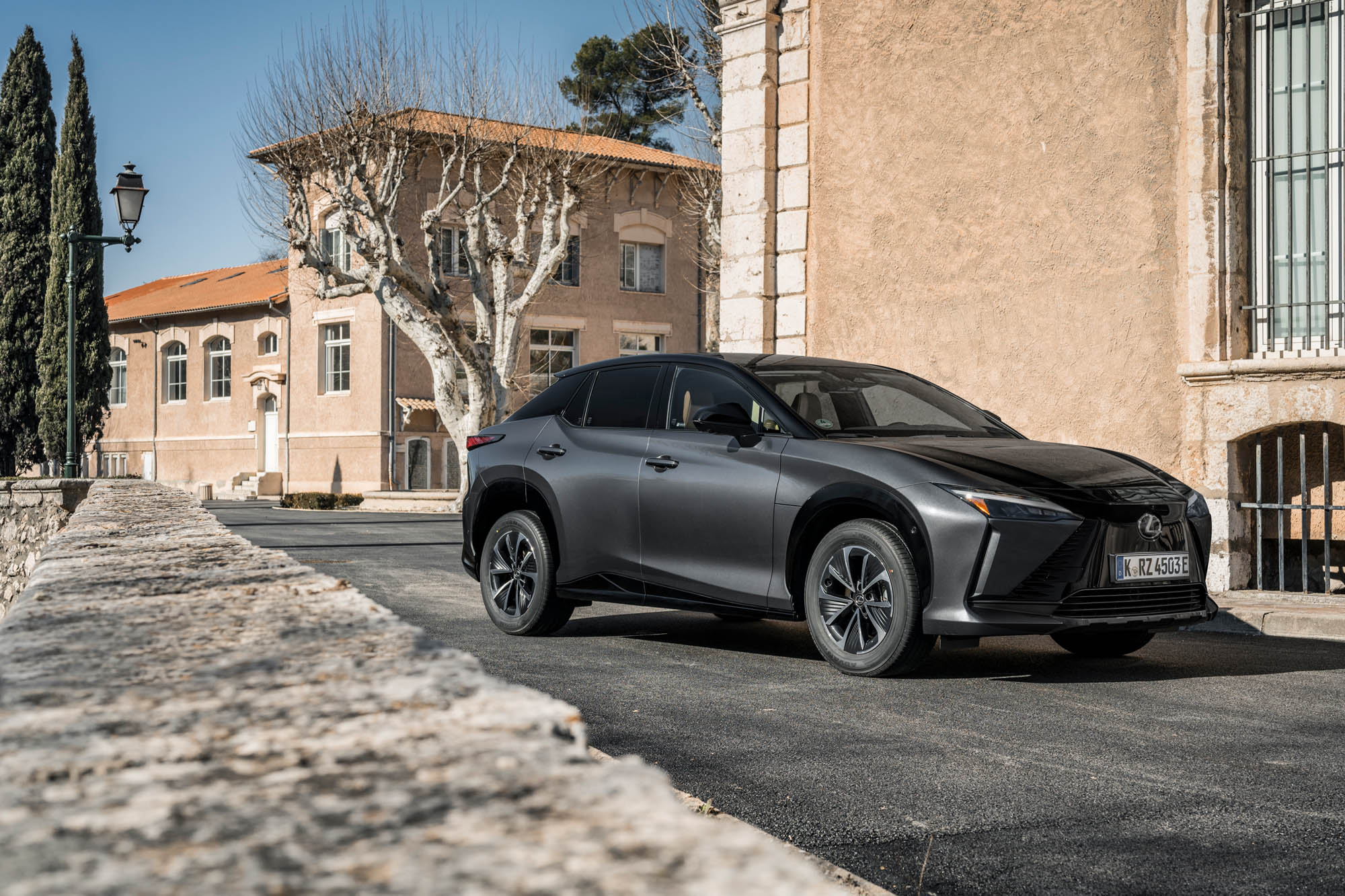Το ηλεκτρικό Lexus RZ 450e