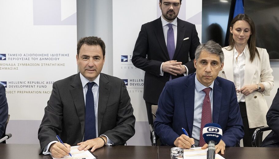 Ο Διευθύνων Σύμβουλος του ΤΑΙΠΕΔ, Δημήτρης Πολίτης, με τον Πρόεδρο και Διευθύνοντα Σύμβουλο της Εταιρείας Συμμετοχών Λιμένος Ηγουμενίτσας Α.Ε., Paul Kyprianou @ΔΤ