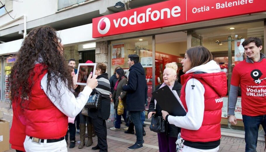 H Vodafone στην Ιταλία @ facebook.com/vodafoneit/