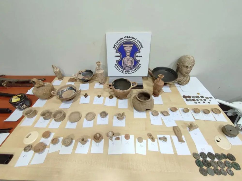 Κόρινθος: Συνελήφθησαν τρία άτομα για αρχαιοκαπηλία