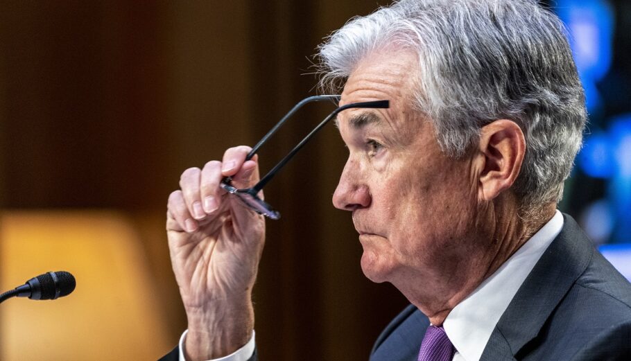 O επικαφαλής της Fed Τζερόμ Πάουελ © EPA/SHAWN THEW