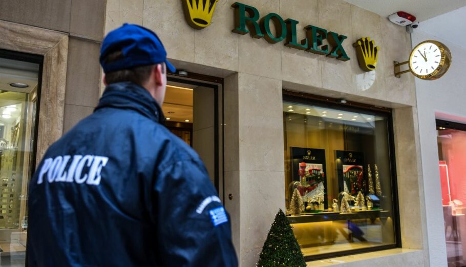 Ένοπλη ληστεία στο κατάστημα της ROLEX στο Κολωνάκι στις 17 Δεκεμβρίου 2018 @ Eurokinissi /ΤΑΤΙΑΝΑ ΜΠΟΛΑΡΗ)