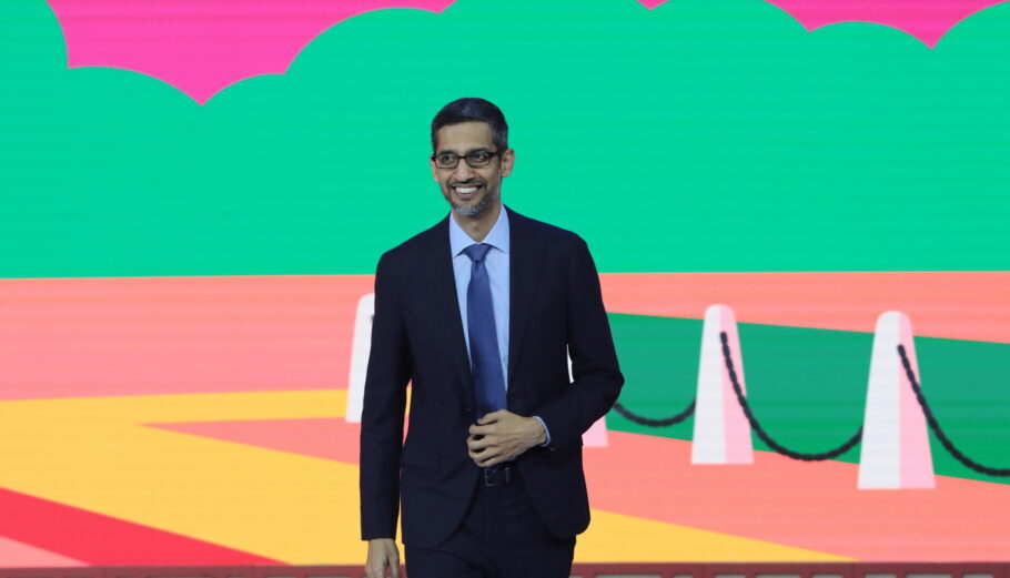 O CEO της Google Σουντάρ Πιτσάι © EPA/RAJAT GUPTA
