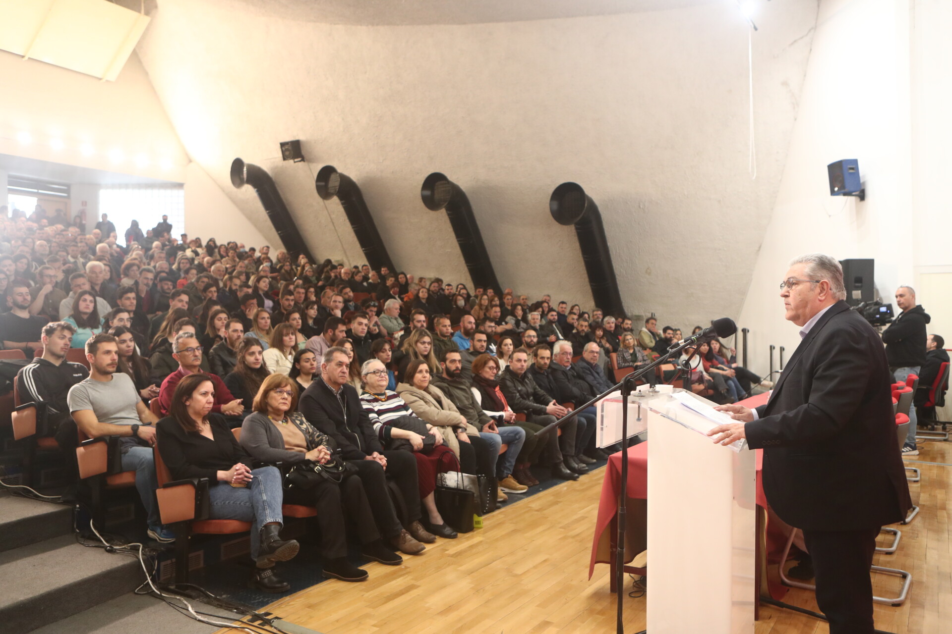 Ομιλία του Γενικού Γραμματέα της ΚΕ του ΚΚΕ, Δημήτρη Κουτσούμπα © Eurokinissi