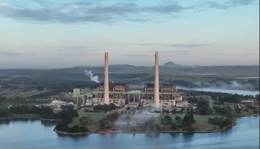 Εργοστάσιο παραγωγής ηλεκτρικής ενέργειας με άνθρακα στην Αυστραλία © twitter.com/aglenergy / printschreen