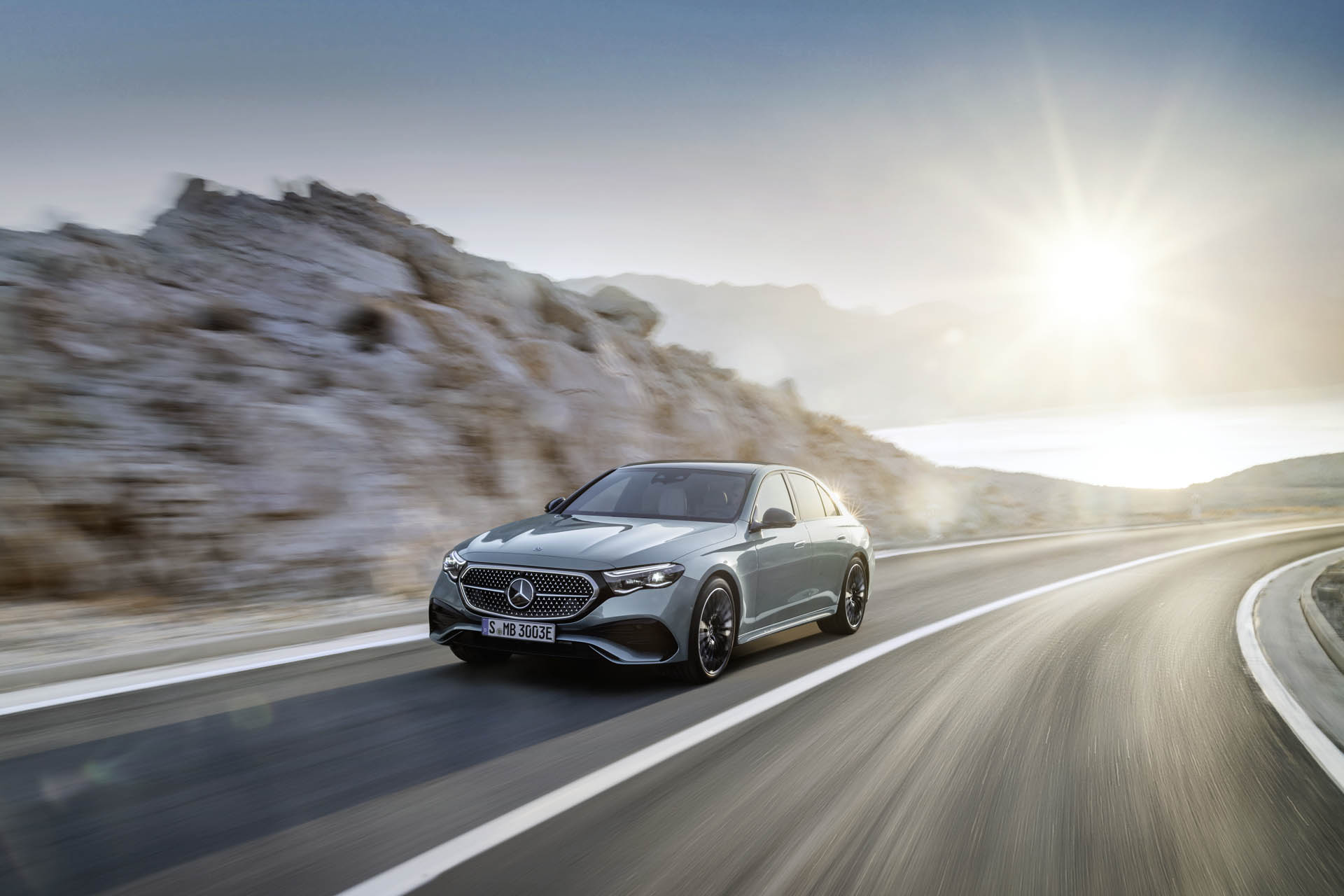 Αποκαλυπτήρια για τη νέα Mercedes E-Class