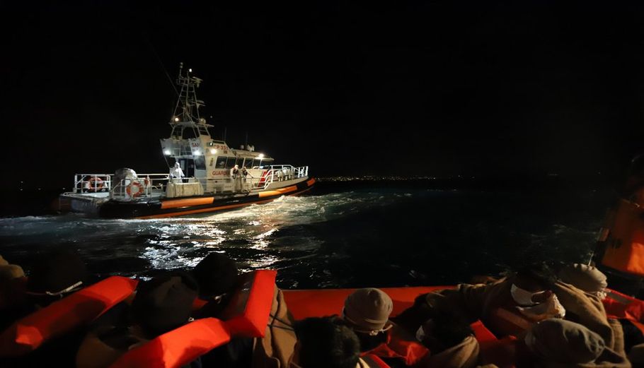 Ιταλία: 974 μετανάστες έφτασαν στη Λαμπεντούζα σε 24 ώρες