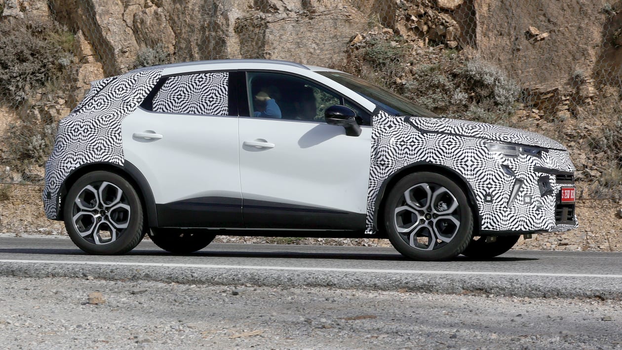 Εικόνες από τo ανανεωμένο Renault Captur του 2024