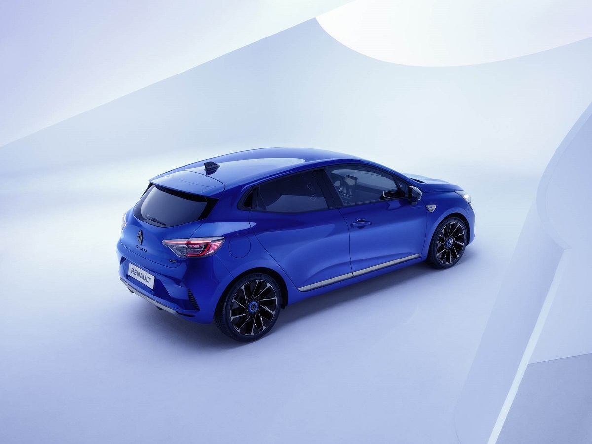 Άλλη μία γενιά υβριδικού Renault Clio στον ορίζοντα