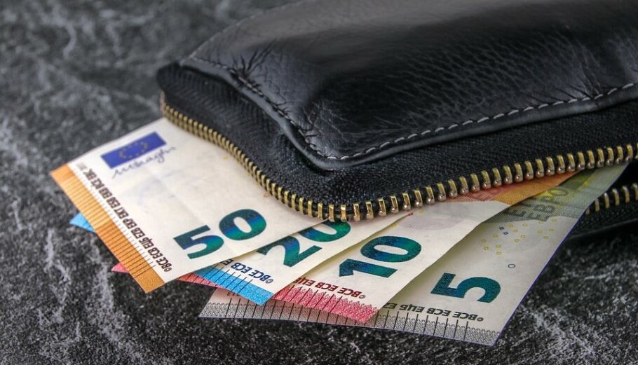 Πορτοφόλι με χρήματα © Pixabay