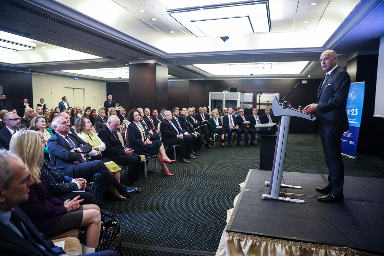 Εθνικό Σχέδιο Εξωστρέφειας: Οι στόχοι και το άνοιγμα σε 46 χώρες