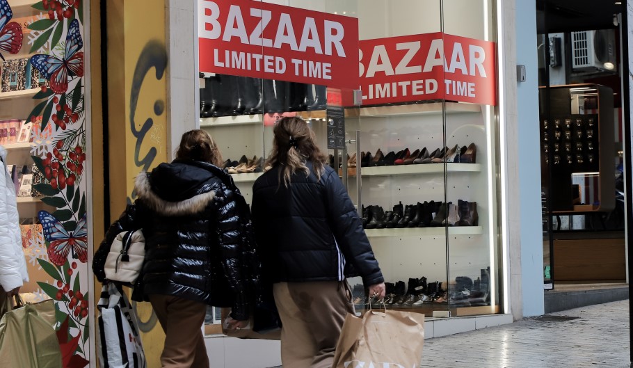 Αντιδράσεις ΕΣΕΕ – ΓΣΕΒΕΕ για το νέο ωράριο των καταστημάτων