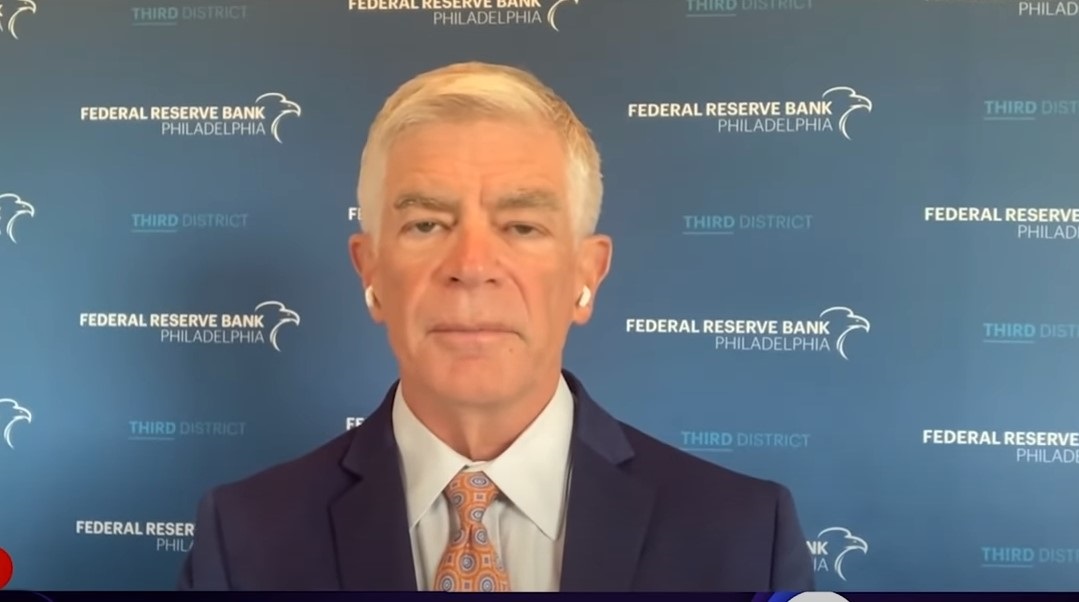Patrick Harker: Η FED να αυξήσει τα επιτόκια πάνω από 5%