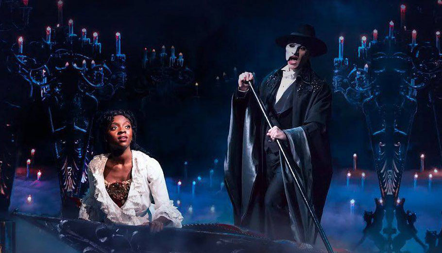 Από την αφίσα της παράστασης «Το Φάντασμα της Όπερας» © instagram.com/phantomopera/ - charitybuzz.com