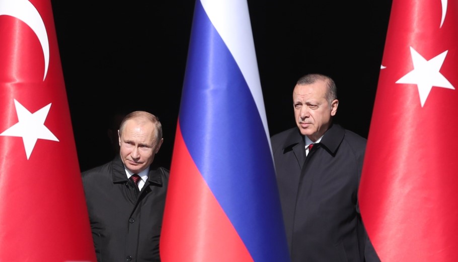 Στη Ρωσία ο Ερντογάν  – Η ατζέντα της συνάντησης με Πούτιν