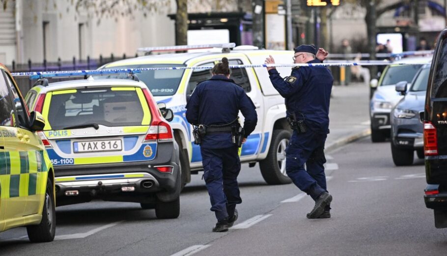 Αστυνομικοί στη Σουηδία © EPA/Johan Nilsson/TT