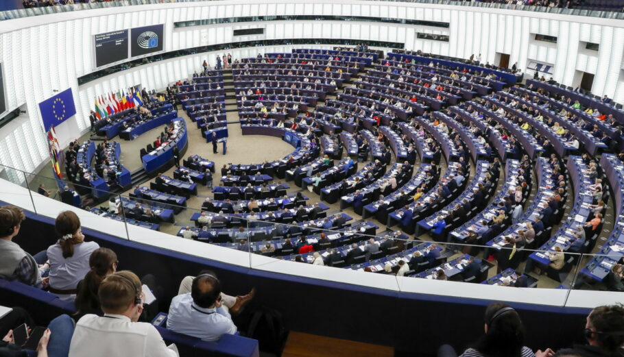 Το Ευρωπαϊκό Κοινοβούλιο © EPA/JULIEN WARNAND