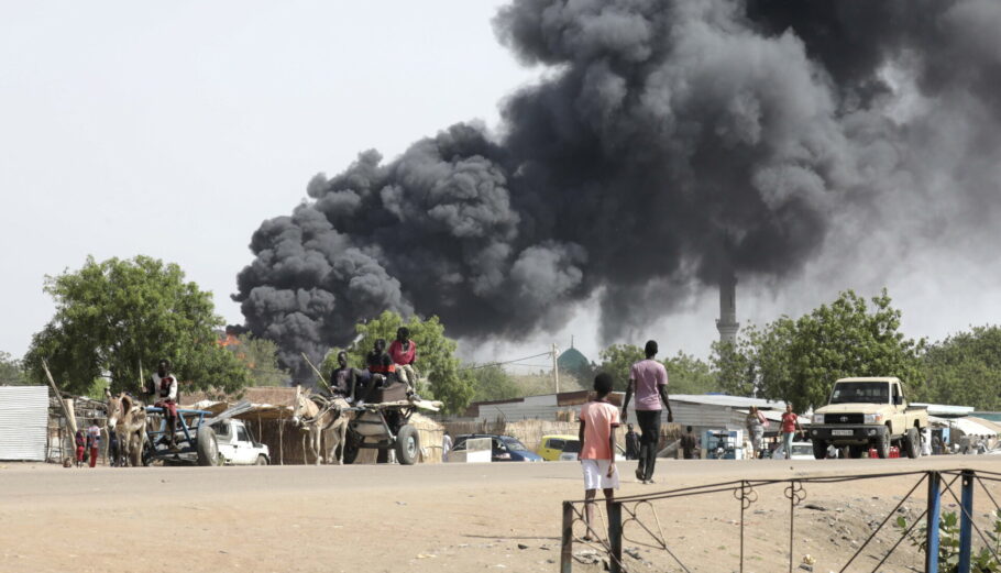 Επεισόδια στο Σουδάν © EPA/AMEL PAIN