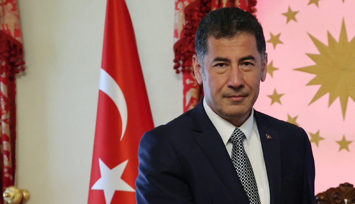 Τουρκία: Ο Σινάν Ογάν στηρίζει τον Ερντογάν στον β’ γύρο των εκλογών