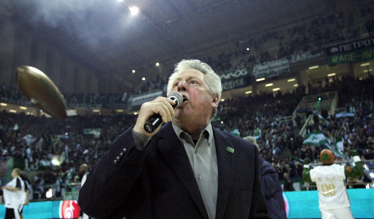 Πέθανε ο τραγουδιστής Γιάννης Βογιατζής