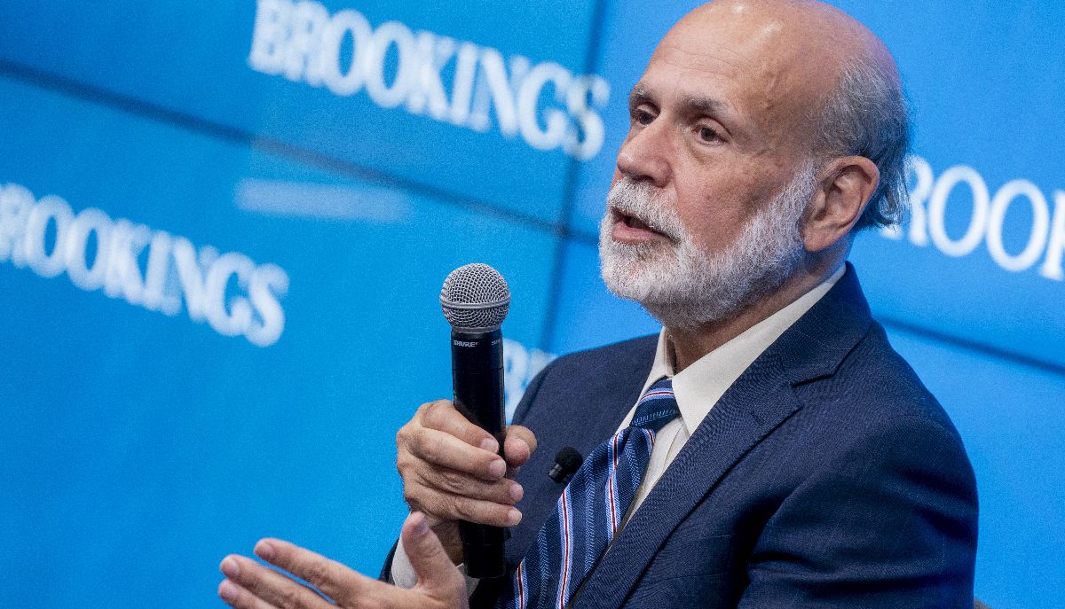 Ο πρώην της Fed Μπερνάνκι πιάνει δουλειά στην Τράπεζα της Αγγλίας